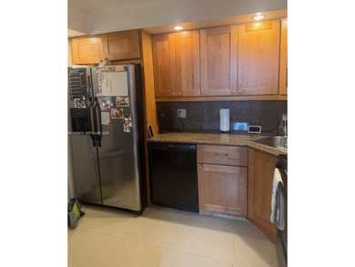 available for lease...Beautiful 2/2 condo with approx. 1000 SF on Inverrary Country Club in Florida - for sale on GolfHomes.com, golf home, golf lot