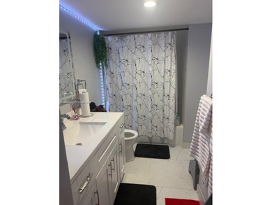 available for lease...Beautiful 2/2 condo with approx. 1000 SF on Inverrary Country Club in Florida - for sale on GolfHomes.com, golf home, golf lot