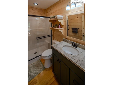 GREAT PRICE - RENTAL READY! Outstanding Log Cabin in Prime Beech on Beech Mountain Club in North Carolina - for sale on GolfHomes.com, golf home, golf lot