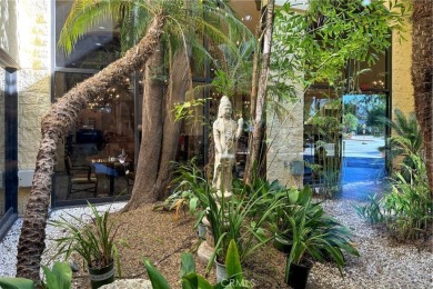 Welcome to this spectacular 2 bedroom, 2 bathroom view home at on Leisure Village Par 3 Golf Course in California - for sale on GolfHomes.com, golf home, golf lot