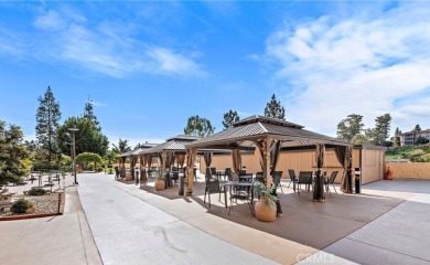 Welcome to this spectacular 2 bedroom, 2 bathroom view home at on Leisure Village Par 3 Golf Course in California - for sale on GolfHomes.com, golf home, golf lot