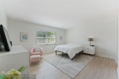Tastefully renovated top floor corner unit with lots of natural on Inverrary Country Club in Florida - for sale on GolfHomes.com, golf home, golf lot