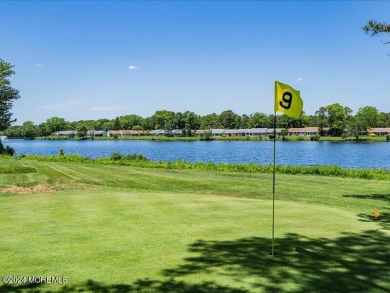 MOVE IN CONDITION! Immaculate 1 bedroom Deauville unit, 769sf on Leisure Village Golf Course in New Jersey - for sale on GolfHomes.com, golf home, golf lot