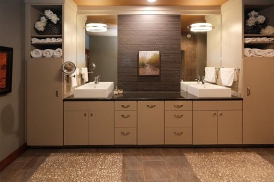 Exquisite design features, functional and luxurious living on The Ridge Golf Club in Iowa - for sale on GolfHomes.com, golf home, golf lot