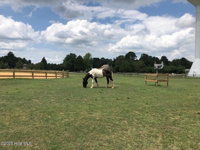 MAKE AN OFFER! NOW OFFERING SELLER FINANCING. A rare and unique on Seven Lakes Country Club in North Carolina - for sale on GolfHomes.com, golf home, golf lot