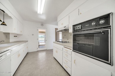 Opportunity knocks in sought-after Sun City, Arizona! This on Sun City North Golf Course in Arizona - for sale on GolfHomes.com, golf home, golf lot