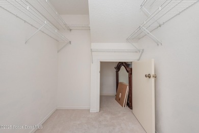 Welcome to resort-style living in this well-maintained 1 bedroom on The Great Outdoors Golf and Country Club in Florida - for sale on GolfHomes.com, golf home, golf lot