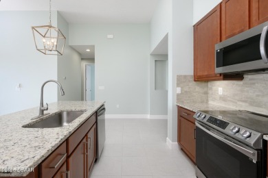 Seller offering $5,000 credit to buyer for closing costs or to on LPGA International Golf Course in Florida - for sale on GolfHomes.com, golf home, golf lot