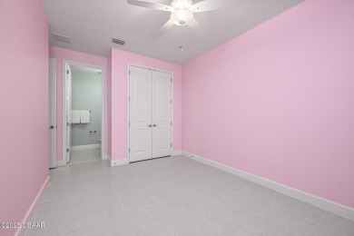 Seller offering $5,000 credit to buyer for closing costs or to on LPGA International Golf Course in Florida - for sale on GolfHomes.com, golf home, golf lot