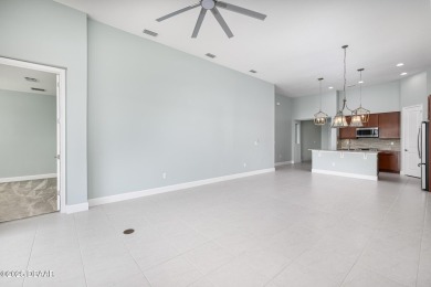 Seller offering $5,000 credit to buyer for closing costs or to on LPGA International Golf Course in Florida - for sale on GolfHomes.com, golf home, golf lot
