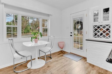 LOCATION, CHARM, AND FULL GUEST HOUSE. Nestled at the end of a on Hide-A-Way Lake Golf Course in Texas - for sale on GolfHomes.com, golf home, golf lot