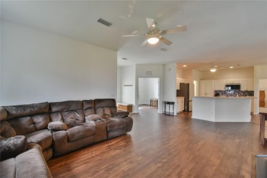 Under contract-accepting backup offers. OPEN FLOOR PLAN - MOVE on Ocala Palms Golf and Country Club in Florida - for sale on GolfHomes.com, golf home, golf lot