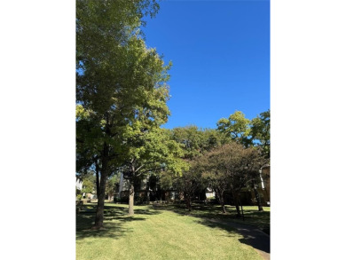 Nestled in the tree tops, this spectacular Condo is move in on Stevens Park Golf Course in Texas - for sale on GolfHomes.com, golf home, golf lot