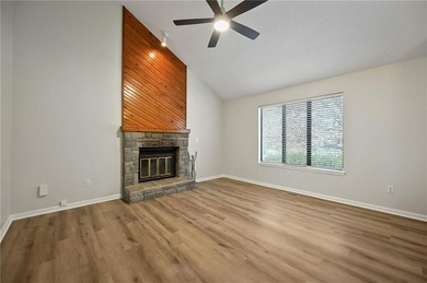 Stunning Move-In Ready 3 Bed / 2 Bath Home in Golf Course on River Oaks Golf Course in Missouri - for sale on GolfHomes.com, golf home, golf lot