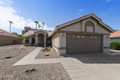 Popular 2BR, 2.5BA Solano model in the desirable active adult on Oakwood Golf Club  in Arizona - for sale on GolfHomes.com, golf home, golf lot