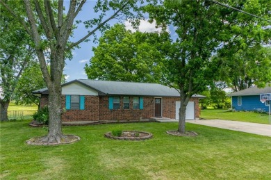 Within walking distance of the Lawson Golf Course. This house on Hidden Valley Golf Course in Missouri - for sale on GolfHomes.com, golf home, golf lot