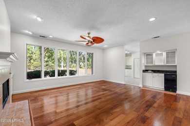 Well maintained 3 bedroom, 2.5 bath single story home offering 2 on  in South Carolina - for sale on GolfHomes.com, golf home, golf lot