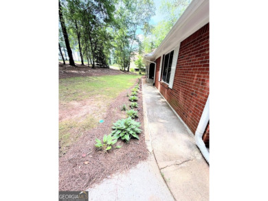 Charming Mid-Century Modern Ranch on a Quiet Corner Lot! on Fairfield Plantation Golf and Country Club in Georgia - for sale on GolfHomes.com, golf home, golf lot