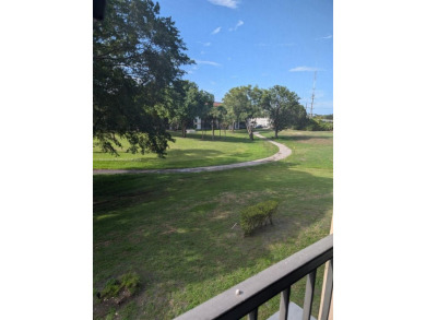 Quality corner unit in the heart of Inverrary. Nicely updated on Inverrary Country Club in Florida - for sale on GolfHomes.com, golf home, golf lot