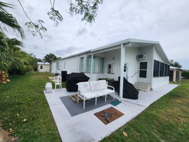 Welcome to this lovely 3BR/2BA located in the 55+ active adult on Spanish Lakes Fairways in Florida - for sale on GolfHomes.com, golf home, golf lot