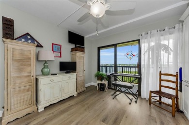 WATERFRONT LIFE AT ITS BEST! Spectacular sunsets, relaxing on The Dunedin Country Club in Florida - for sale on GolfHomes.com, golf home, golf lot