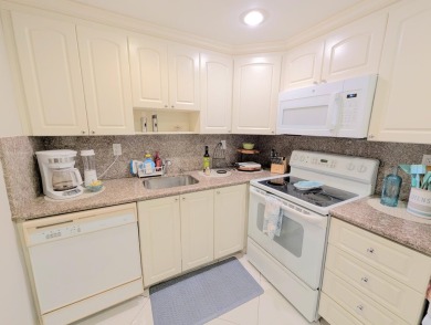 Bright, clean, tastefully updated first floor condo with two on Kings Point Golf -Flanders Way in Florida - for sale on GolfHomes.com, golf home, golf lot