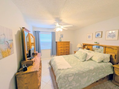 Bright, clean, tastefully updated first floor condo with two on Kings Point Golf -Flanders Way in Florida - for sale on GolfHomes.com, golf home, golf lot