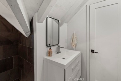 BEAUTIFUL UPGRADED BIG BEAR CABIN, OFFERING 3 BEDROOMS 2 BATHS on Big Bear Mountain Ski and Golf Resort in California - for sale on GolfHomes.com, golf home, golf lot