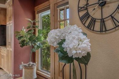 Treehouse at Hayden - Beautiful condo overlooking the south end on Avondale Golf and Tennis Club in Idaho - for sale on GolfHomes.com, golf home, golf lot