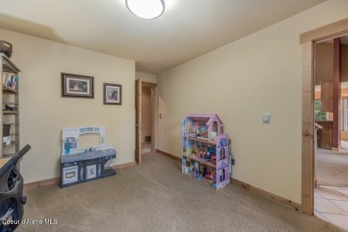 Treehouse at Hayden - Beautiful condo overlooking the south end on Avondale Golf and Tennis Club in Idaho - for sale on GolfHomes.com, golf home, golf lot