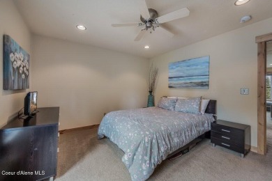 Treehouse at Hayden - Beautiful condo overlooking the south end on Avondale Golf and Tennis Club in Idaho - for sale on GolfHomes.com, golf home, golf lot