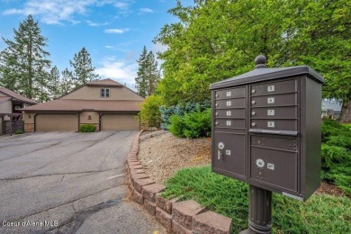 Treehouse at Hayden - Beautiful 55+ condo overlooking the south on Avondale Golf and Tennis Club in Idaho - for sale on GolfHomes.com, golf home, golf lot