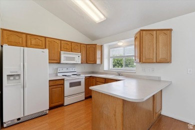 Welcome to this beautifully maintained single-family home on Sun Hills Golf Course in Utah - for sale on GolfHomes.com, golf home, golf lot