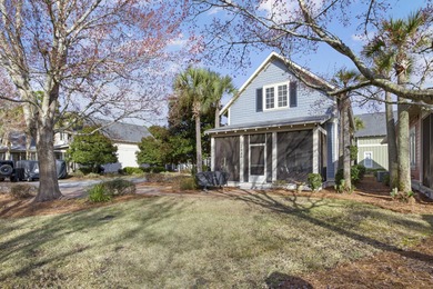 Set on a prime corner lot within the Bungalos at Sandestin, this on Sandestin Golf and Beach Resort - Raven in Florida - for sale on GolfHomes.com, golf home, golf lot