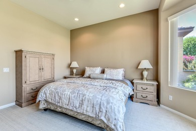 Welcome to this inviting 2-bedroom, 2-bath residence offering 1 on Heritage Palms Golf Club in California - for sale on GolfHomes.com, golf home, golf lot