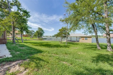 Stunning Lakefront property in the private, gated community of on Lake Kiowa Golf Course in Texas - for sale on GolfHomes.com, golf home, golf lot