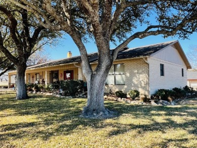 Immaculate 3 bedroom, 2.5 bath brick home at PAR Village! You on P.A.R. Country Club in Texas - for sale on GolfHomes.com, golf home, golf lot