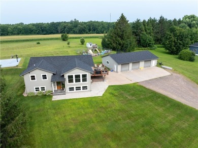 LOCATION! LOCATION! LOCATION! Just minutes from city amenities on Turtleback Golf and Conference Center in Wisconsin - for sale on GolfHomes.com, golf home, golf lot