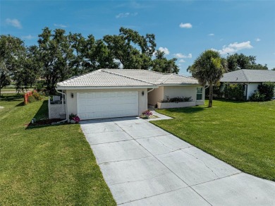Welcome to Jacaranda West! This updated 3-bedroom, 2-bath pool on Jacaranda West Country Club in Florida - for sale on GolfHomes.com, golf home, golf lot