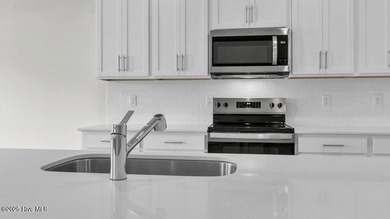 Welcome to 3120 Platinum Circle at Gretchen Pines located in on Seven Lakes Country Club in North Carolina - for sale on GolfHomes.com, golf home, golf lot