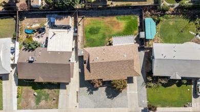 Welcome to this charming 2-bedroom, 1-bath turnkey beauty on Sundale Country Club in California - for sale on GolfHomes.com, golf home, golf lot