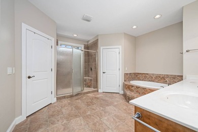 Private Cul-de-Sac Retreat in Fairfield Glade | Golf, Lakes on Heatherhurst Golf Course in Tennessee - for sale on GolfHomes.com, golf home, golf lot