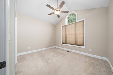 Private Cul-de-Sac Retreat in Fairfield Glade | Golf, Lakes on Heatherhurst Golf Course in Tennessee - for sale on GolfHomes.com, golf home, golf lot