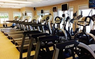 This elegant 2 bedroom, 2 bath residence offers 1,257 sq. ft, of on Turnberry Isle Resort and Club in Florida - for sale on GolfHomes.com, golf home, golf lot