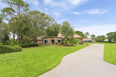 RARE FIND! COMPLETELY UPDATED 4BR/3BA/2.5CG HOME ON A WATERFRONT on PGA Golf Club in PGA Village in Florida - for sale on GolfHomes.com, golf home, golf lot