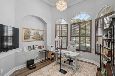 **ELEGANT UPDATED RESIDENCE IN THE OAKS | MODERN COMFORT ON A on The Oaks Club in Florida - for sale on GolfHomes.com, golf home, golf lot