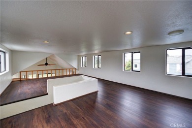 ?

Beachside Bliss Awaits!
This charming tiny home is perched on on Pismo State Beach Golf Course in California - for sale on GolfHomes.com, golf home, golf lot
