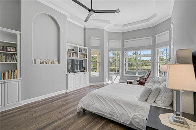 **ELEGANT UPDATED RESIDENCE IN THE OAKS | MODERN COMFORT ON A on The Oaks Club in Florida - for sale on GolfHomes.com, golf home, golf lot