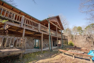 LAKEFRONT! Custom built in 2005, this beautiful log home is your on  in Arkansas - for sale on GolfHomes.com, golf home, golf lot