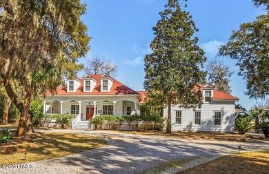 Gracious Southern living in one of Beaufort's most sought-after on The Sanctuary Golf Club At Cat Island in South Carolina - for sale on GolfHomes.com, golf home, golf lot